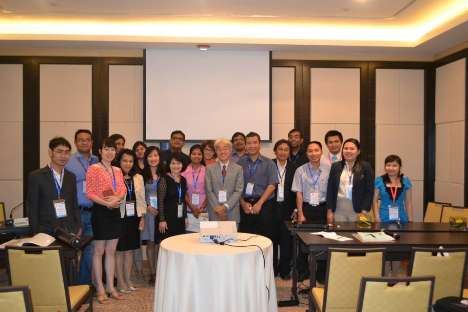 1526201_10202690878013145_409110362_n